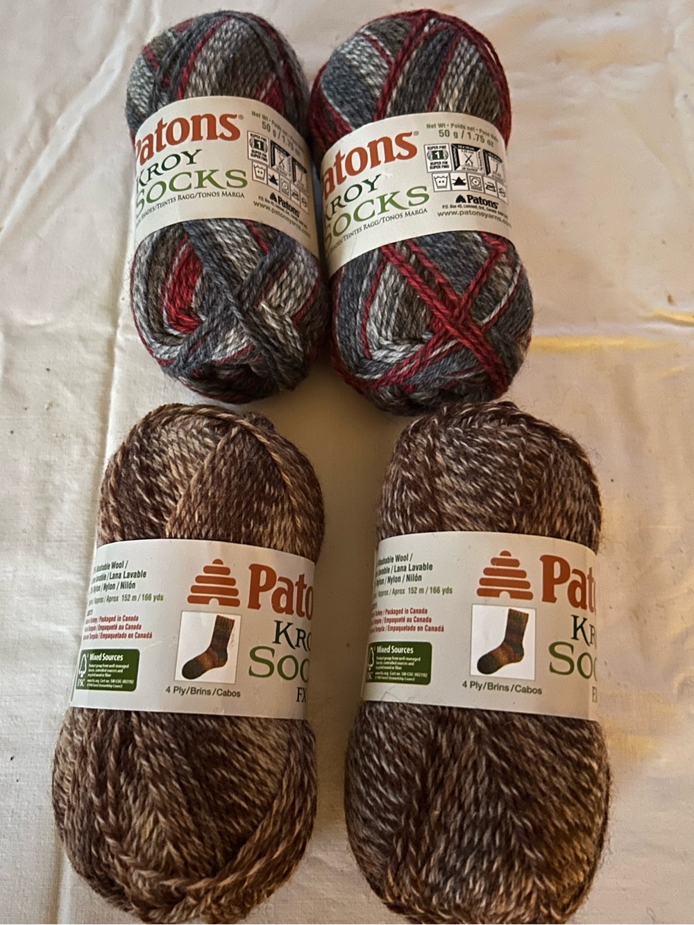 Patons Kroy Socks Yarn Set Of 4-2 Different Colors 75% Washable Wool 25% Nylon